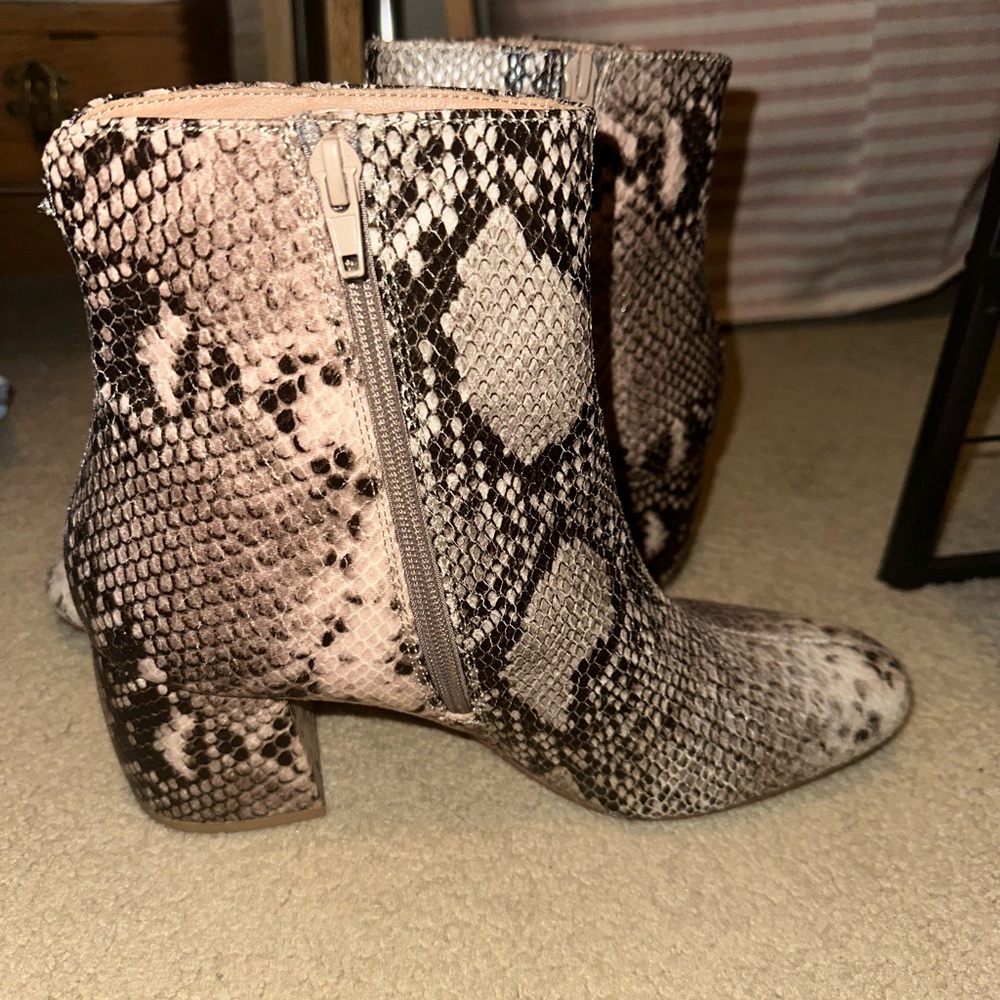 Chinese Laundry Snake Print Booties